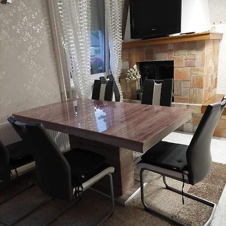 Almos Vendeghaz Apartment Hajdúszoboszló Exterior foto